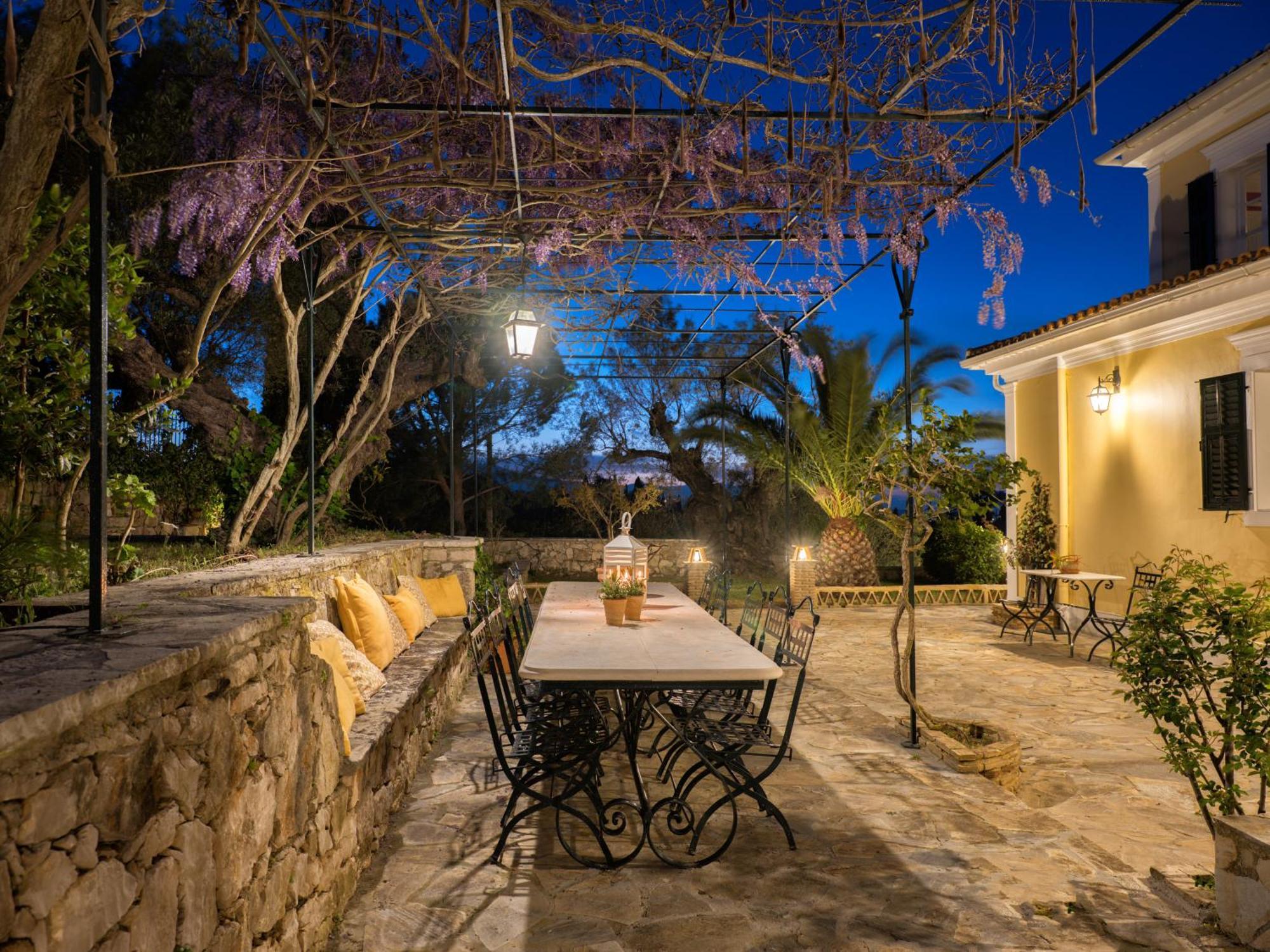 Almeira 4Acre Estate, For Unparalleled Seclusion, By Thinkvilla Закинтос Экстерьер фото
