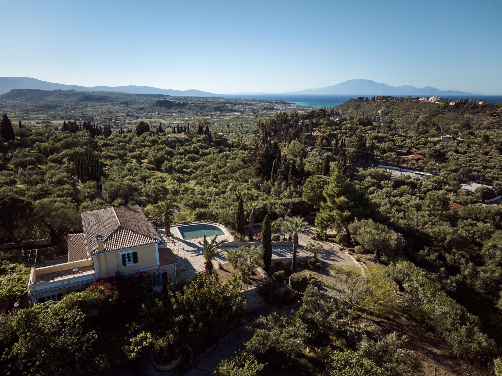 Almeira 4Acre Estate, For Unparalleled Seclusion, By Thinkvilla Закинтос Экстерьер фото